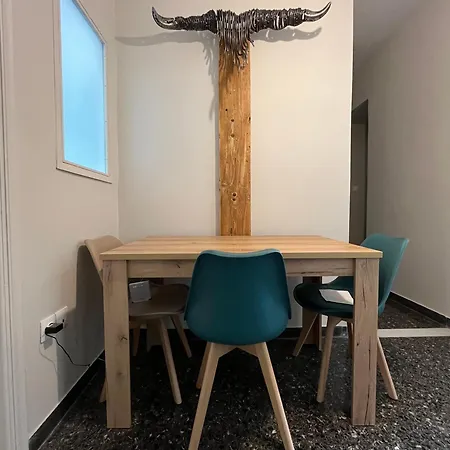 Apartament Artist's 1 Bd In Keramikos Atena